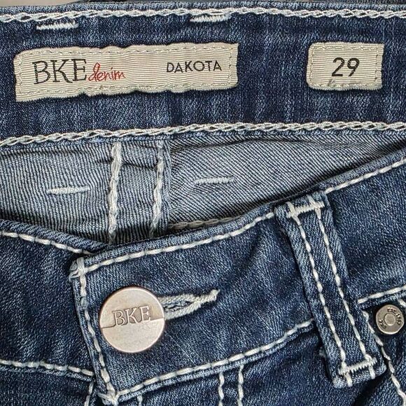 BKE Denim Dakota Crop Jeans Size 29 Medium Wash Cuffed - Picture 6 of 10